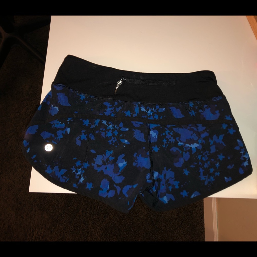 Blue camo lulu lemon shorts. Very good condition.